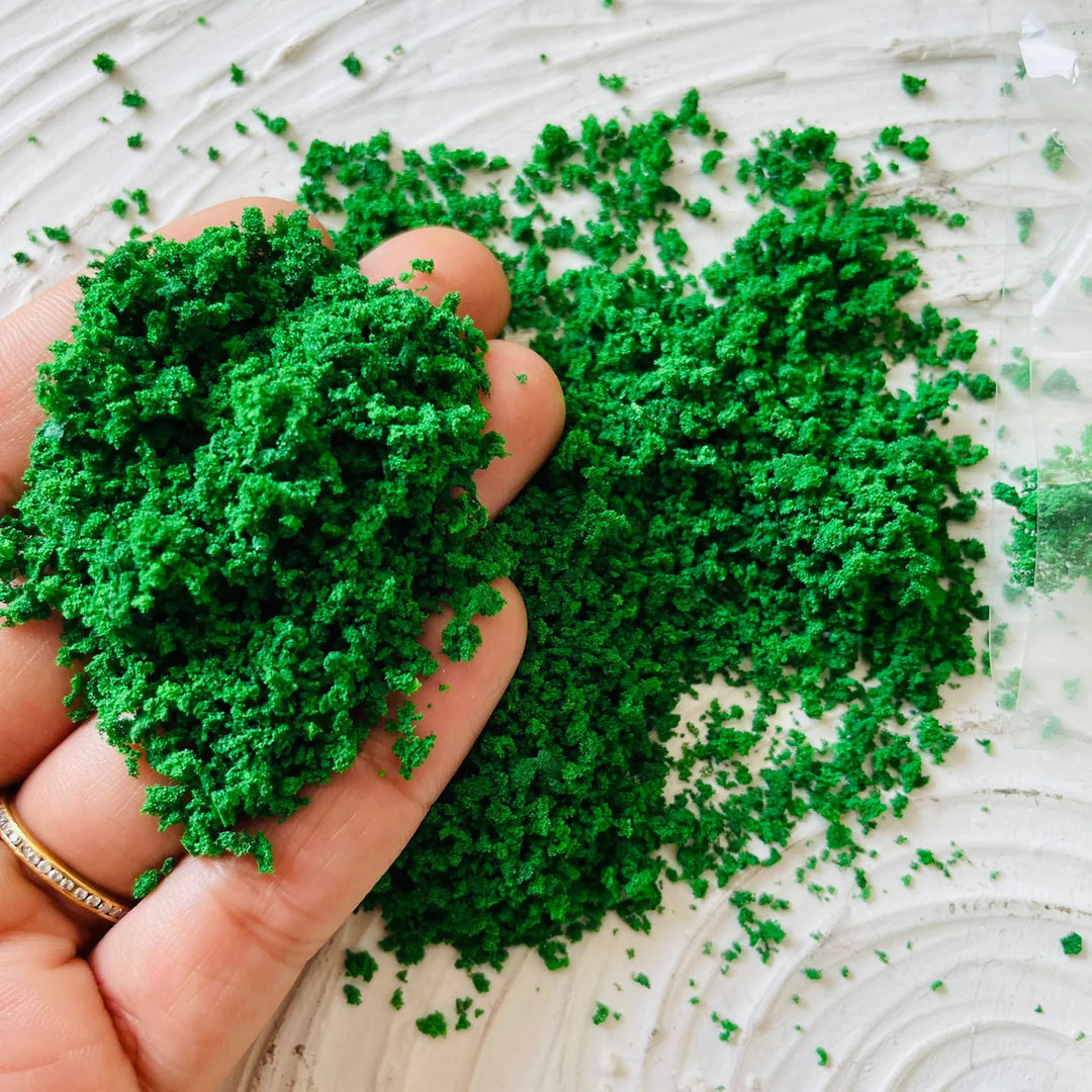 Green Grass/ Moss